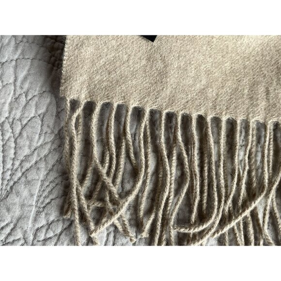 Enya Montanari 100% Cashmere Scarf  Fringe Tan - Picture 3 of 8